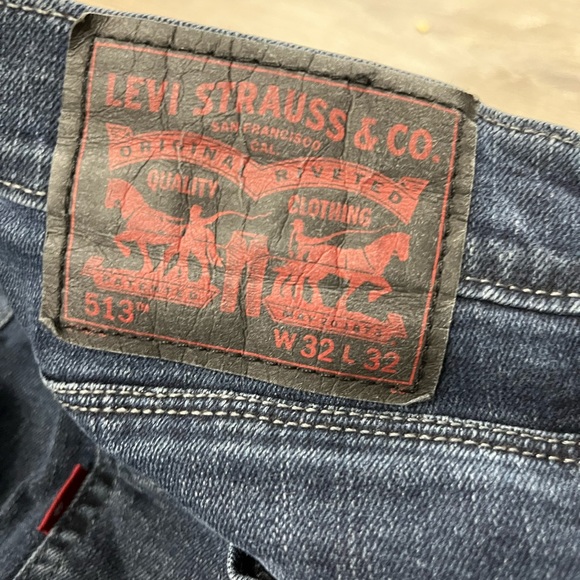 Dark Navy Blue Vintage Levi Jeans - Picture 4 of 4